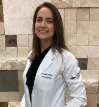 Dra. Camila Nogueira Merlo Garcia Leal